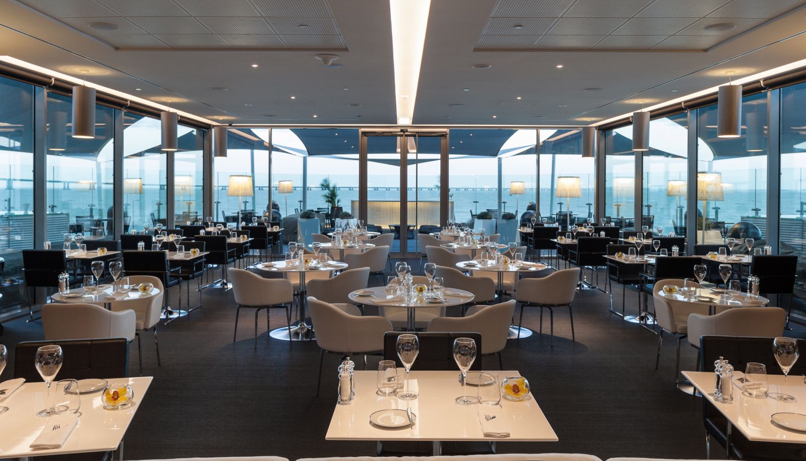 Restaurant - Myriad by SANA Hotels