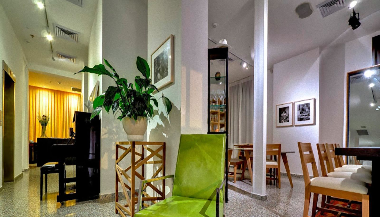 Lobby - Townhouse Boutique Hotel Tel Aviv