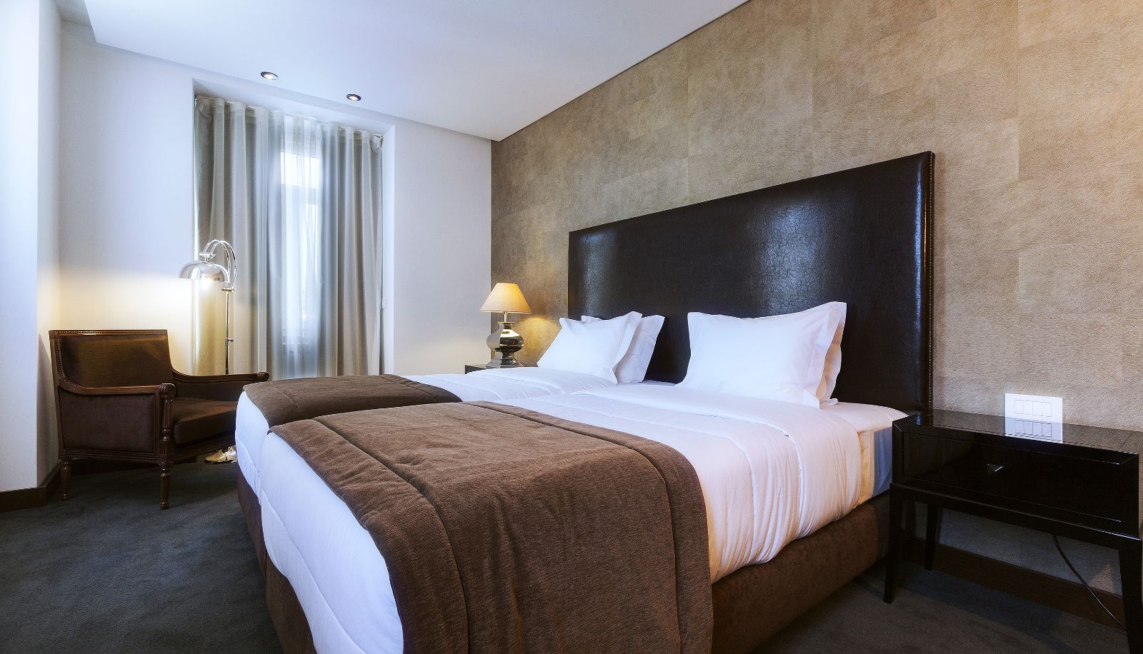 Camera standard (doppia) - Lisboa Carmo Hotel