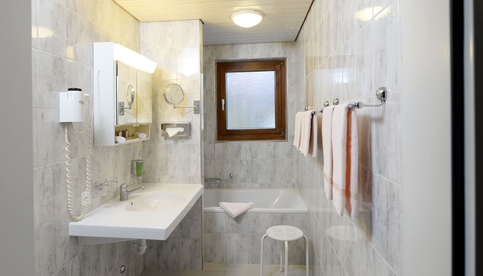 Bagno - Hotel Meierhof Self-Check-In