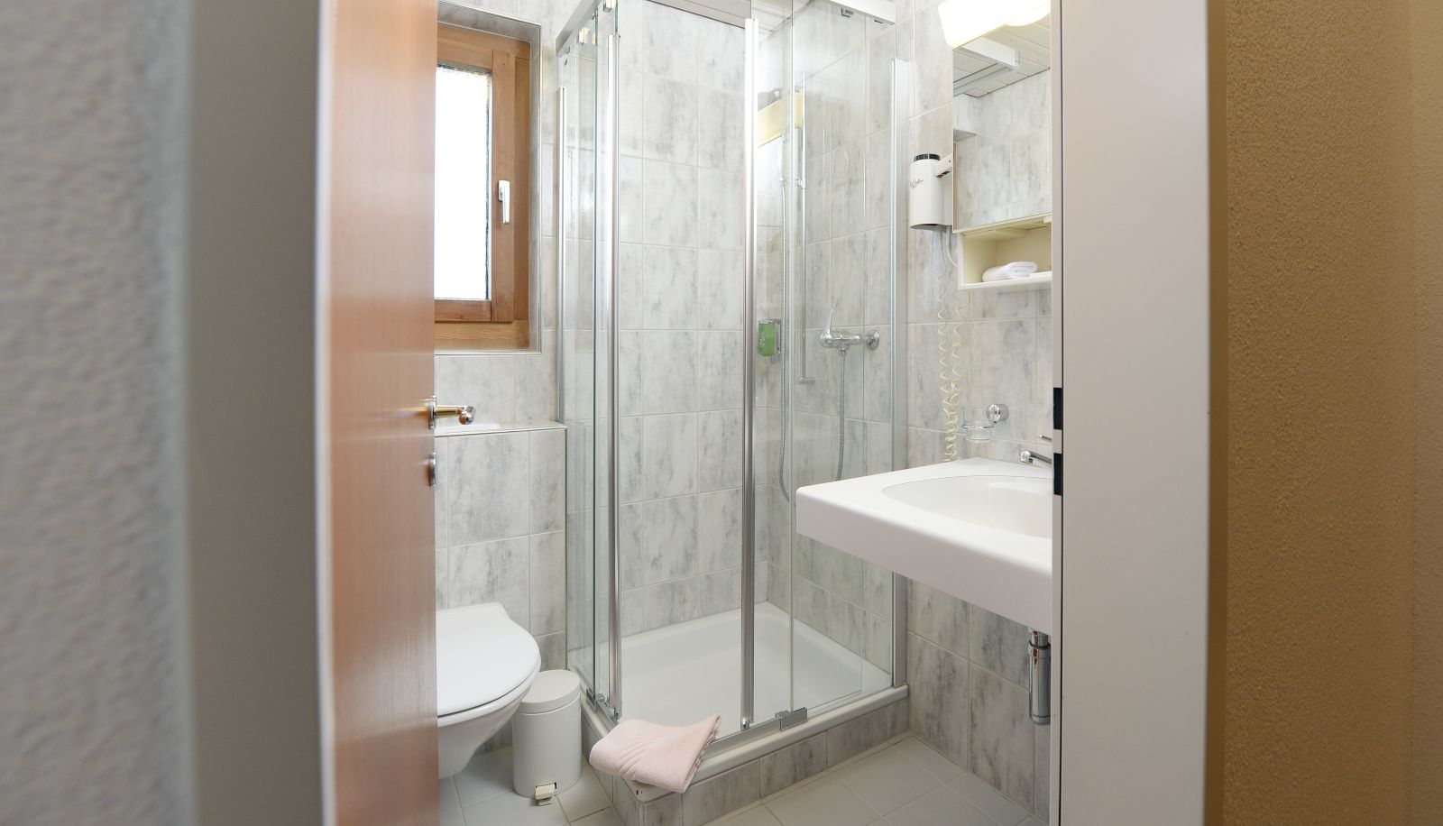 Bagno - Hotel Meierhof Self-Check-In