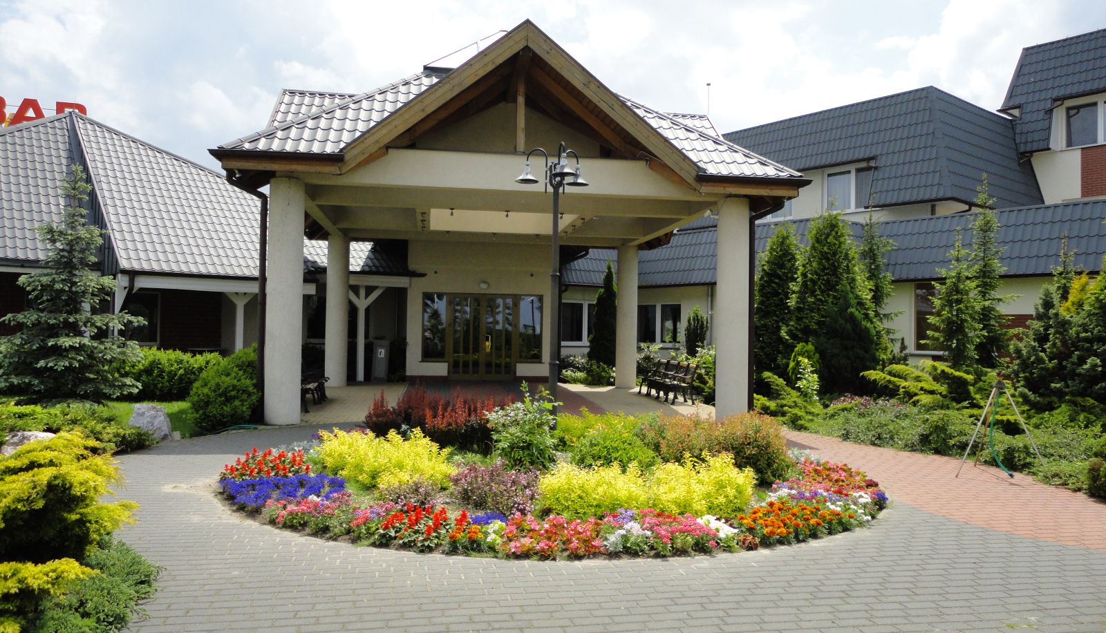 Zona exterior del hotel - Podróżnik