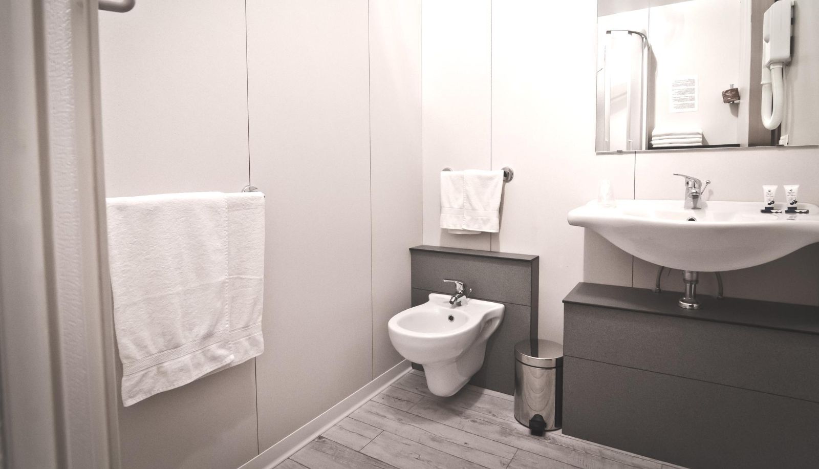 Badezimmer - Londrino Sanremo