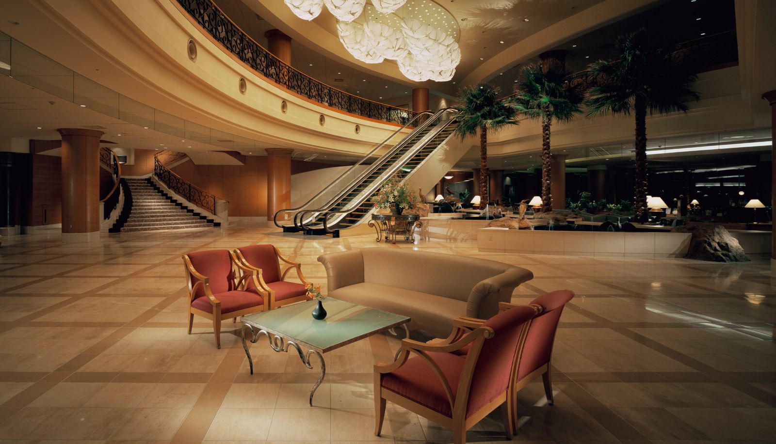 Hal - Miyako Hotel Gifu Nagaragawa