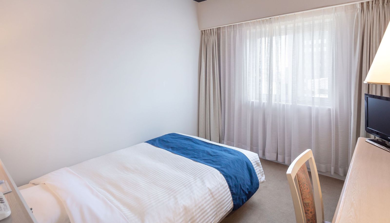 Standardzimmer (Einzel) - ART Hotel Oita