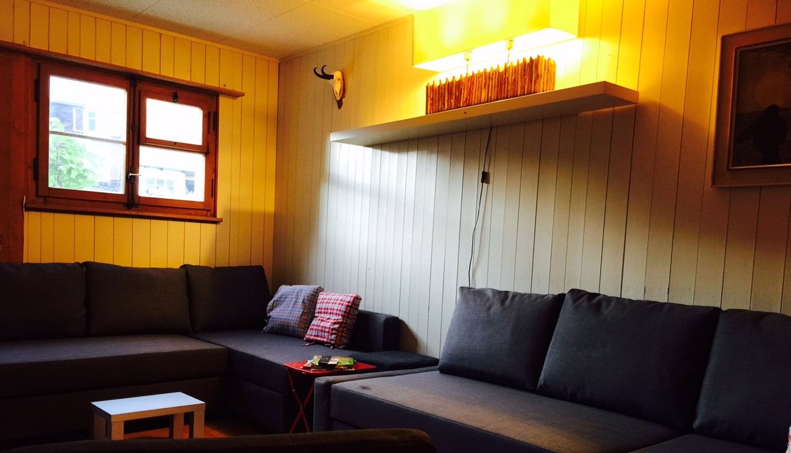 Fernsehzimmer - AmdenLodge Bienenheim Naturhostel
