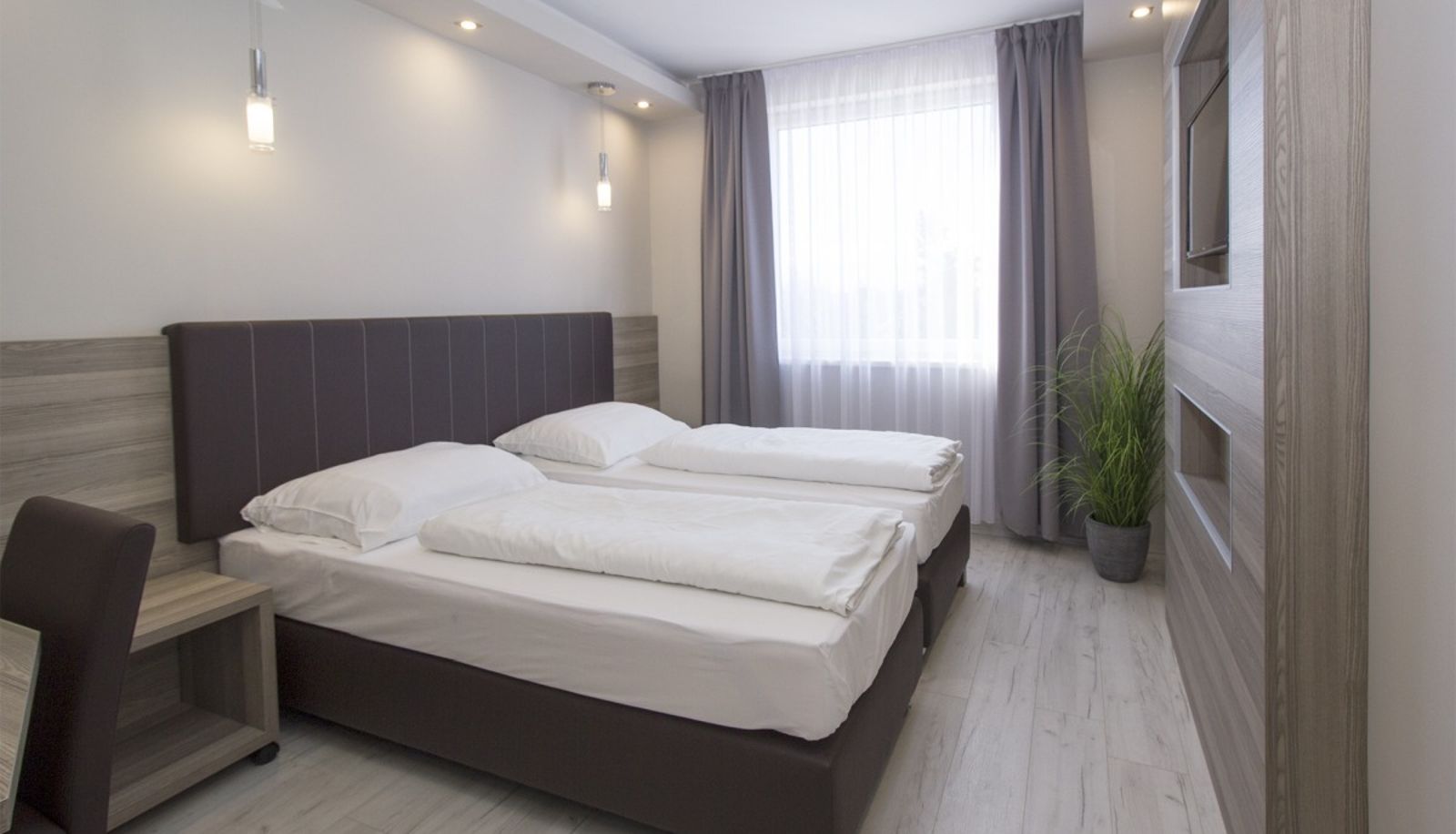 Vierbettzimmer - Dabas Hotel