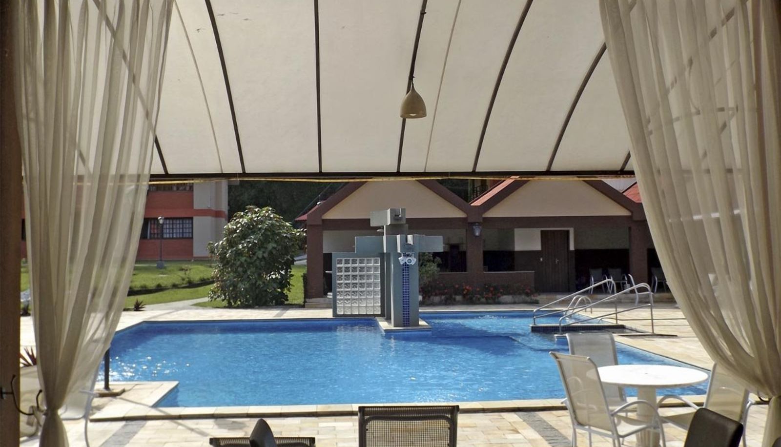 Pool - Hotel Girassol