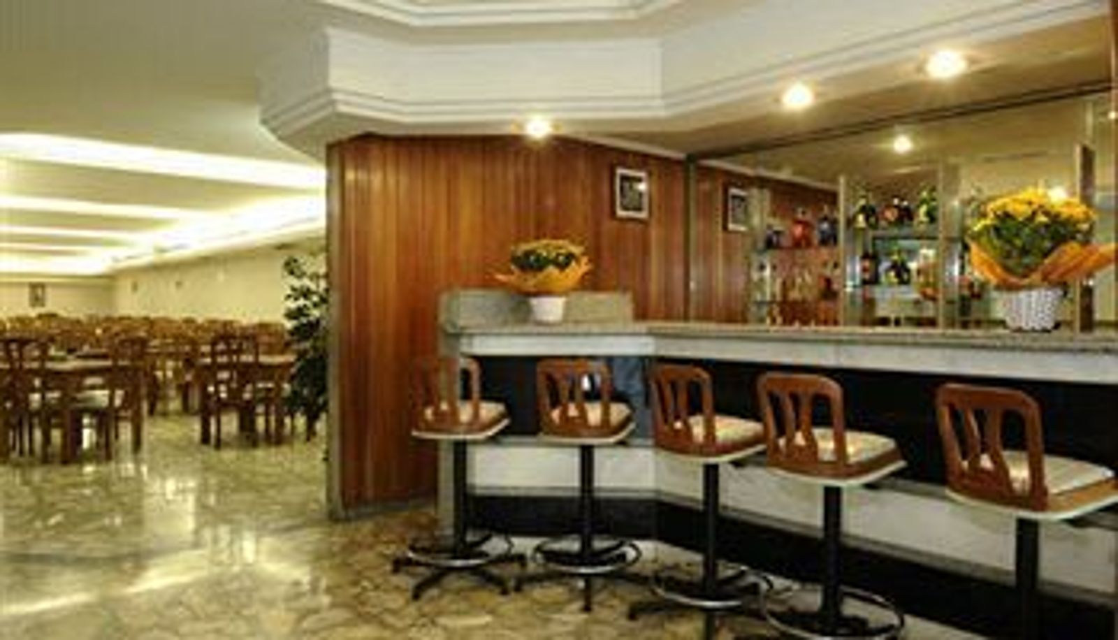 Bar - Hotel Augusta Boulevard