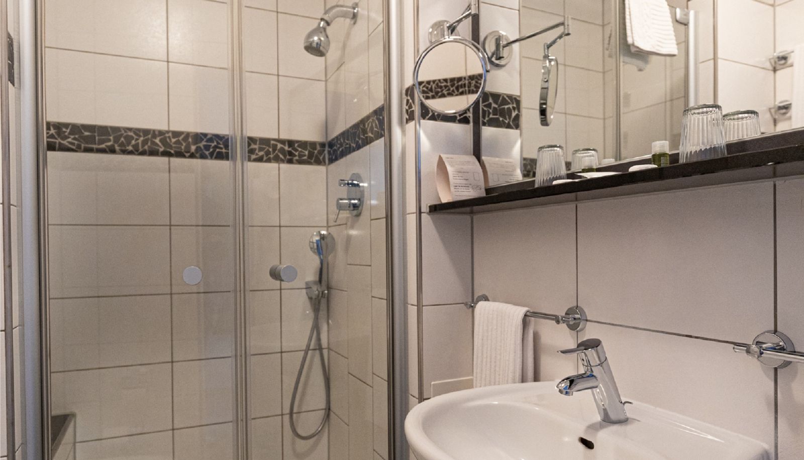 Badkamer - Hotel Garni Am Domplatz