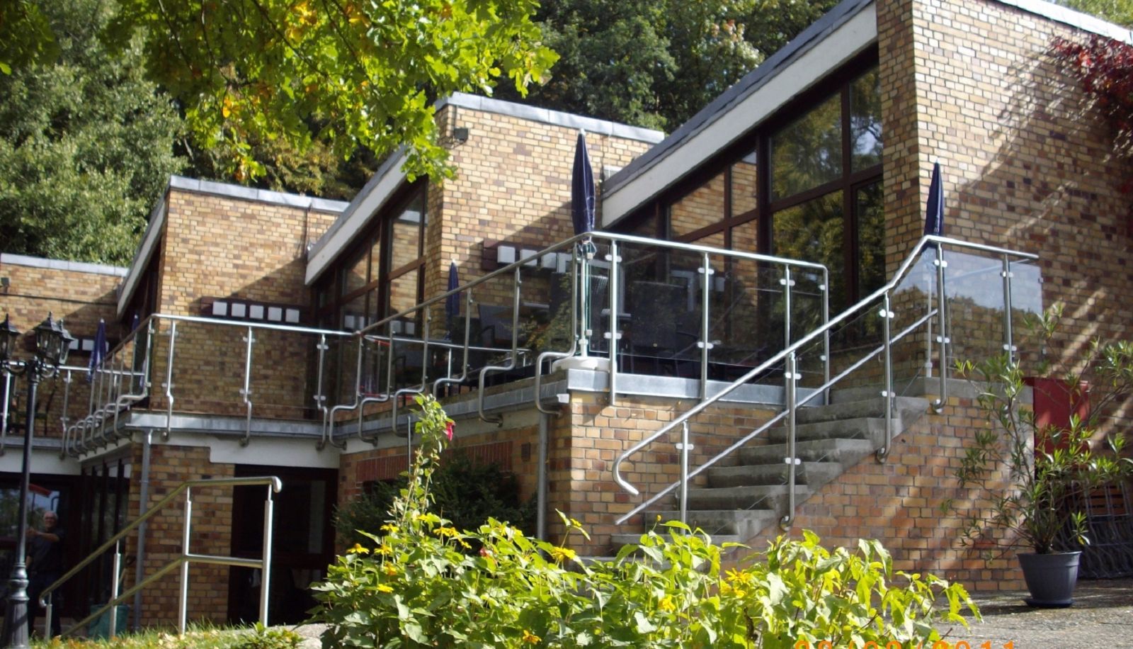 Zewnętrzna część hotelu - Seehotel Ichlim