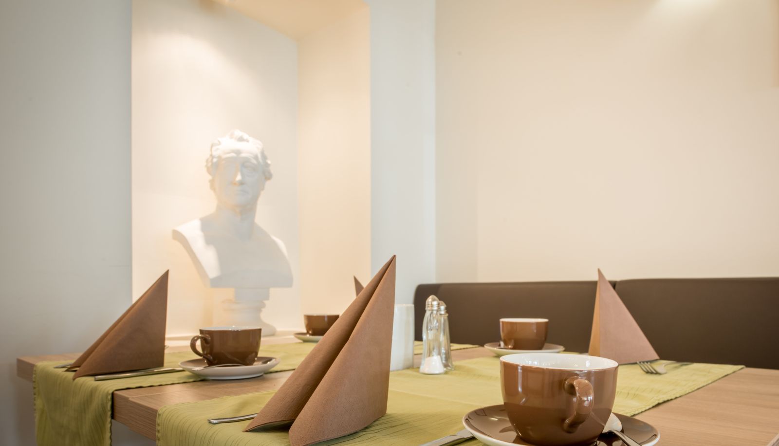 Breakfast room - HotelPension am Goethehaus