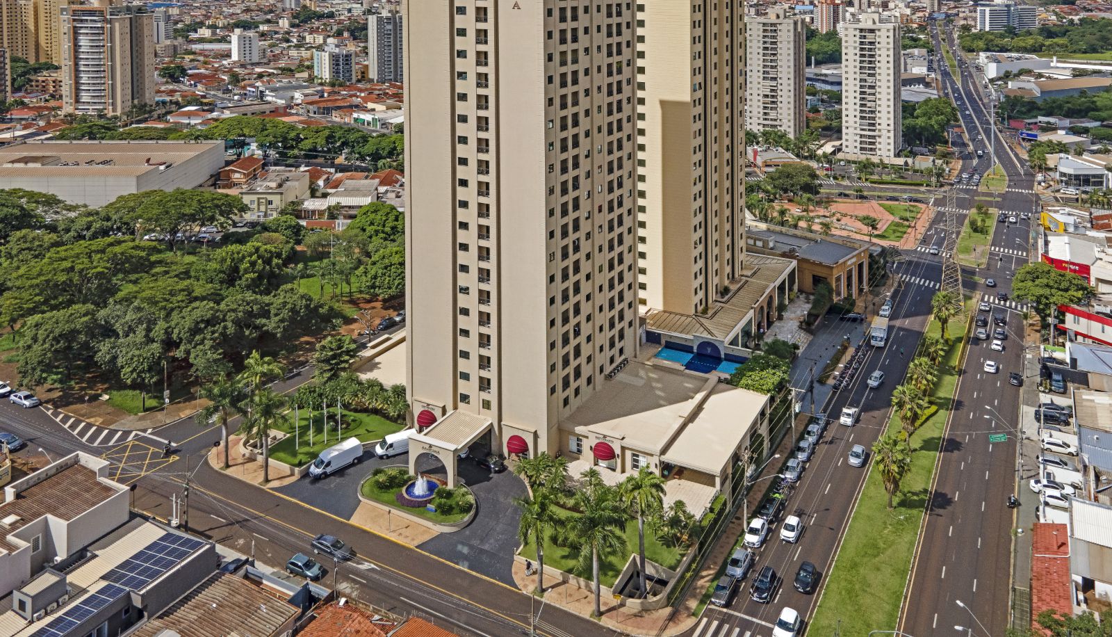 Hotel Außenbreich - Araucaria Plaza Hotel
