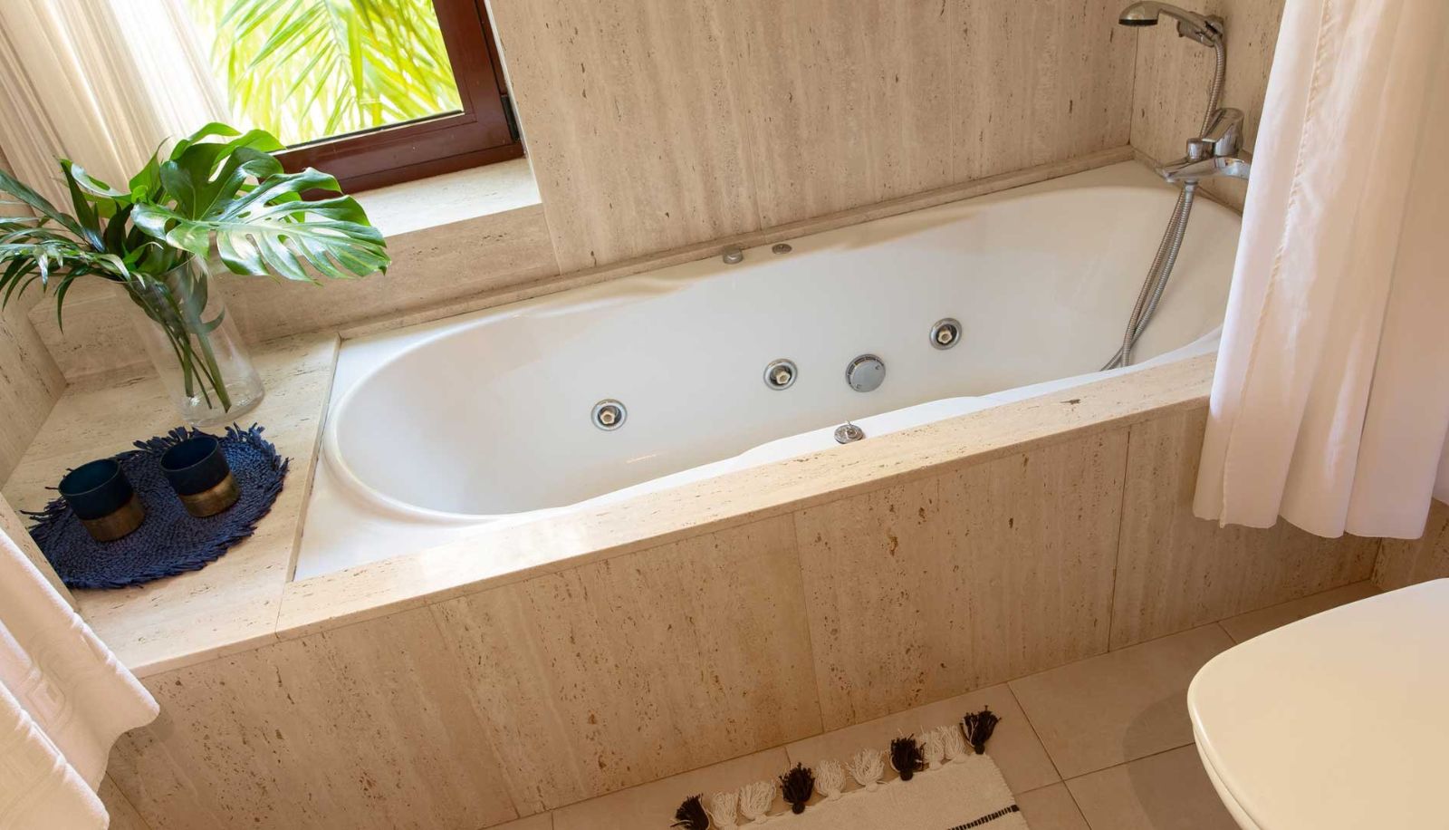 Cuarto de baño - Hotel Kazar