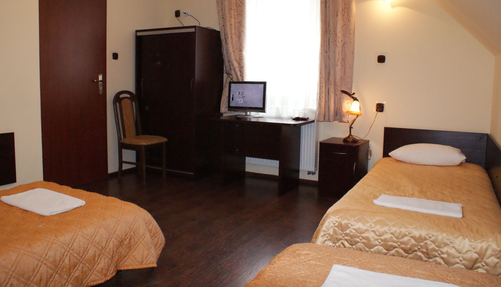 Dreibettzimmer - Augustowia Centrum Wypoczynkowo-Konferencyjne