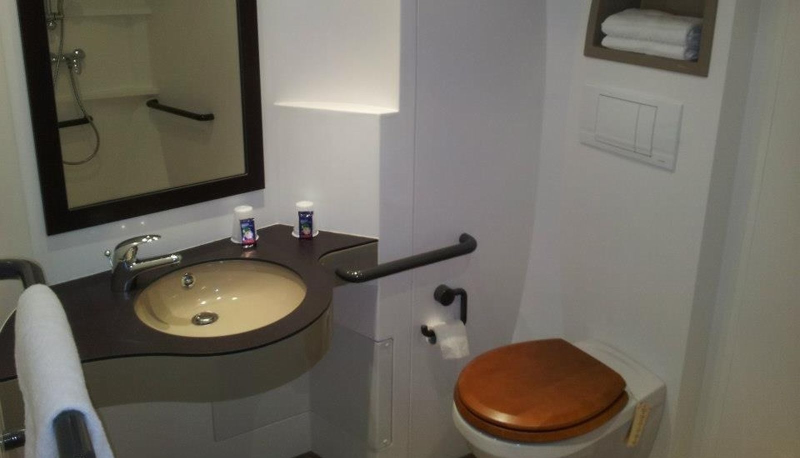 Salle de bain - Fasthôtel Dunkerque
