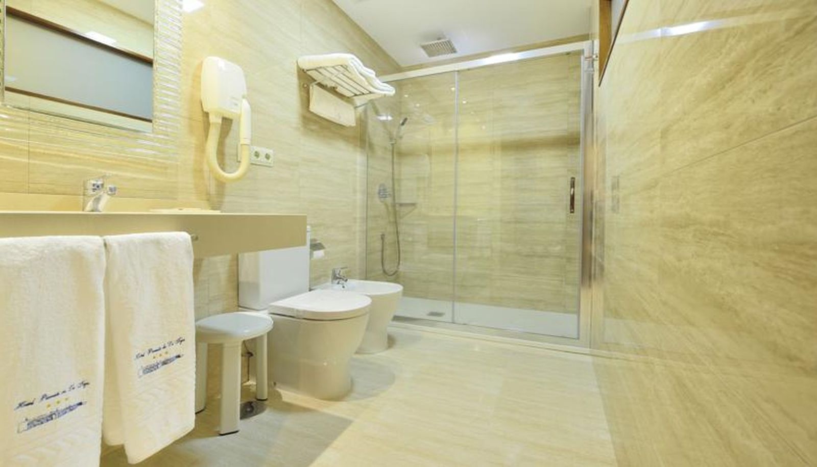 Salle de bain - Puente de la Toja