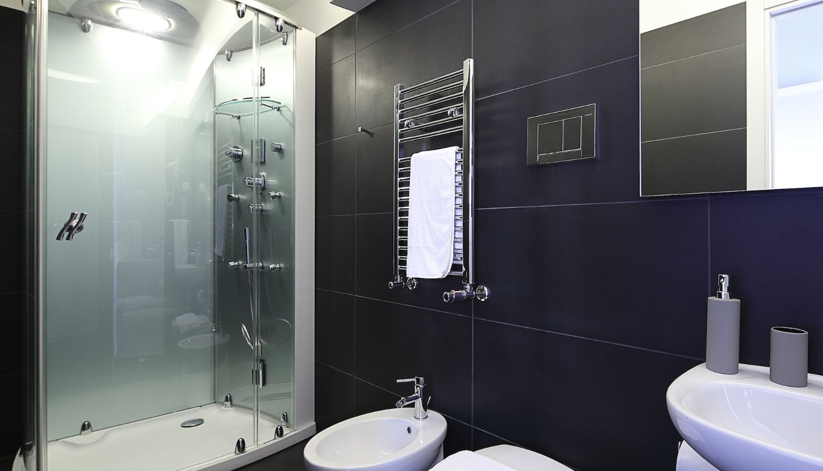 Suite - Home Town Suites