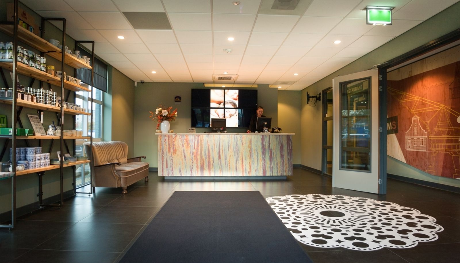 Hall - Best Western Zaan Inn