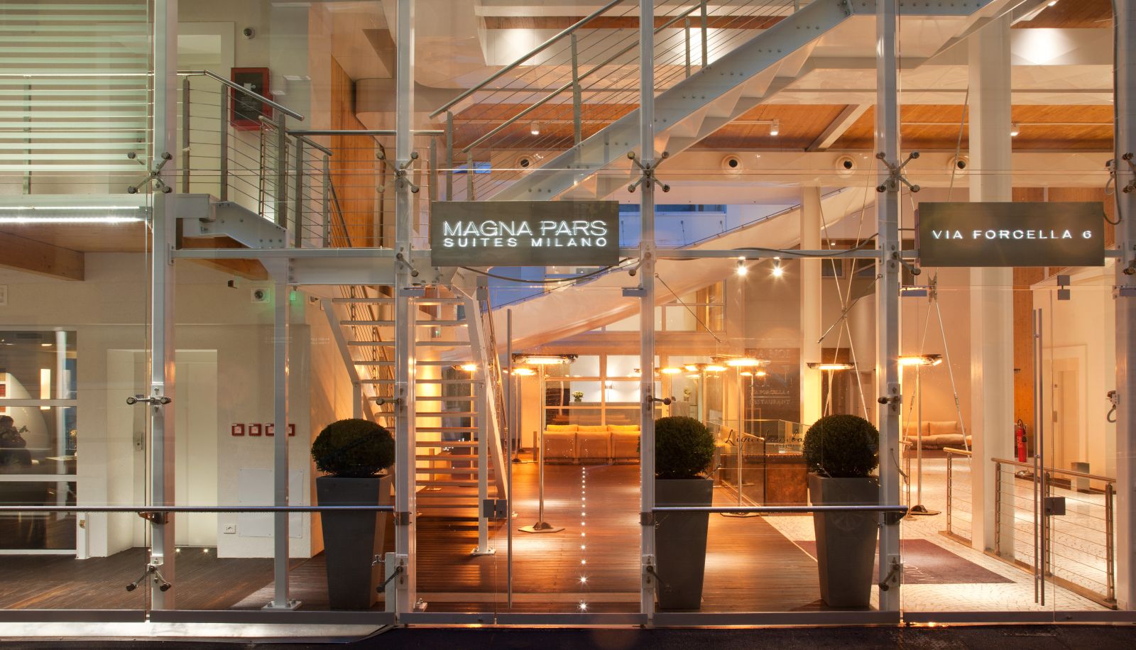 Zewnętrzna część hotelu - Magna Pars l'Hotel à Parfum