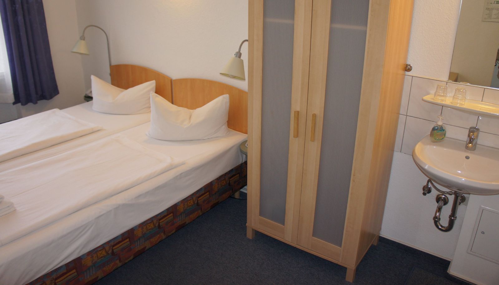 Budget room (double) - Hotel Seifert am Kurfürstendamm