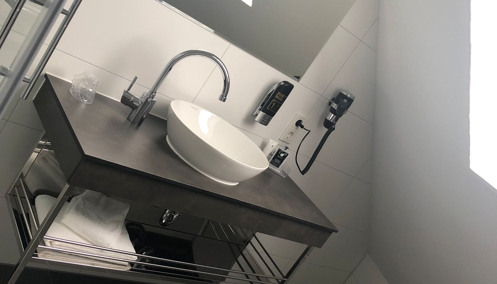 Badezimmer - Trademark Collection by Wyndham ANA Liberty