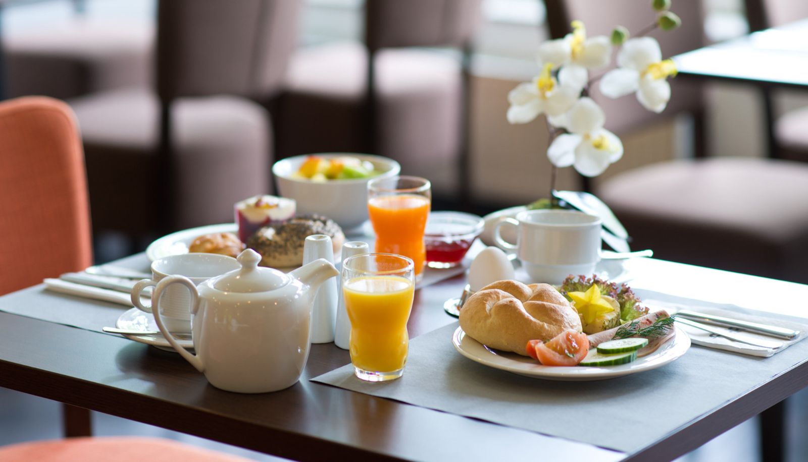 Sala de desayunos - ACHAT Hotel Stuttgart Zuffenhausen