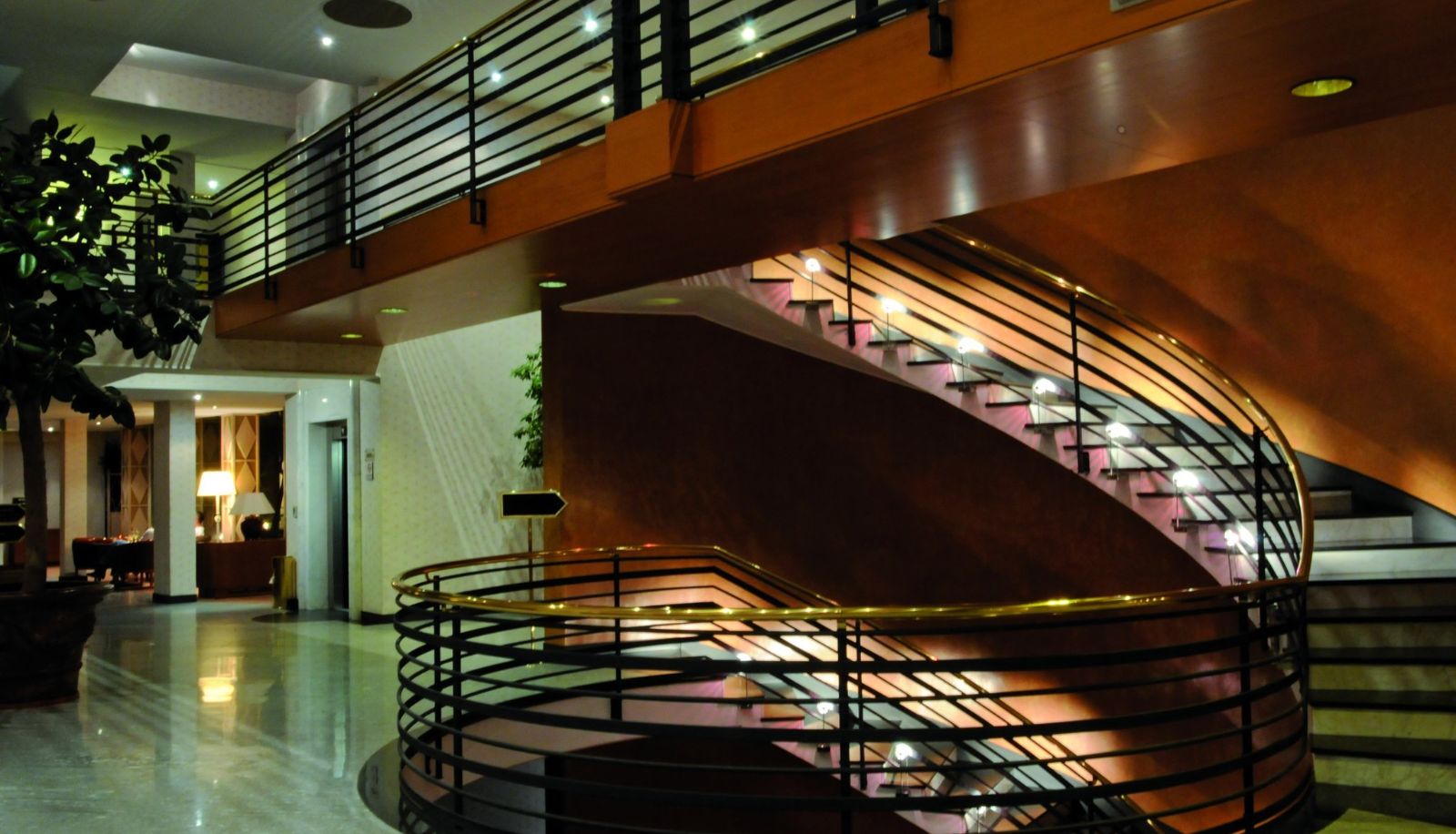 Lobby - FlyOn Hotel & Conference Center