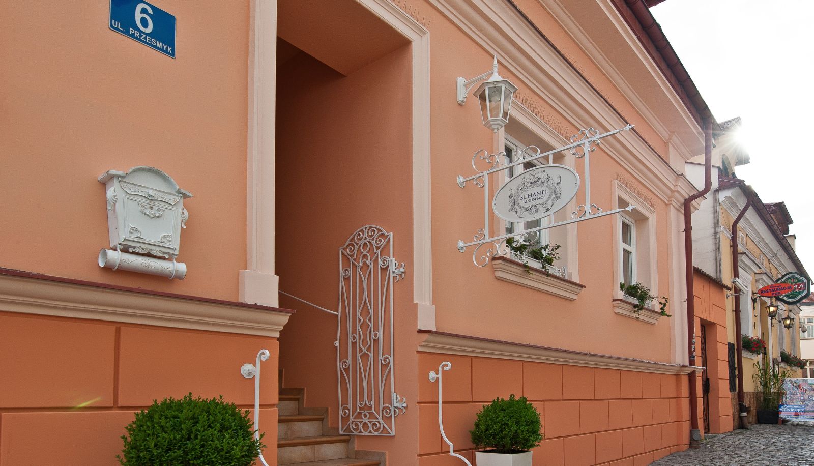 Hotel outdoor area - Schanel Residence Hotel