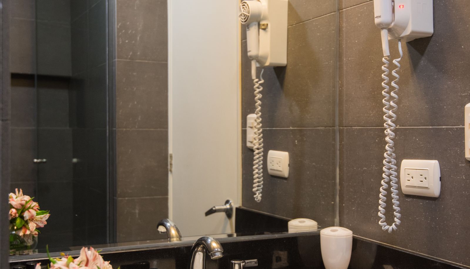Bathroom - Palmetto Business San Miguel