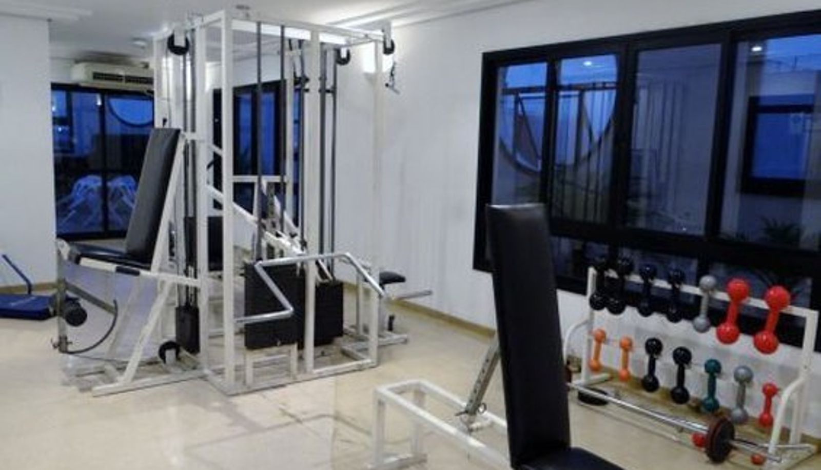 Zona de bienestar y gimnasio - Tsue The Palace Flat