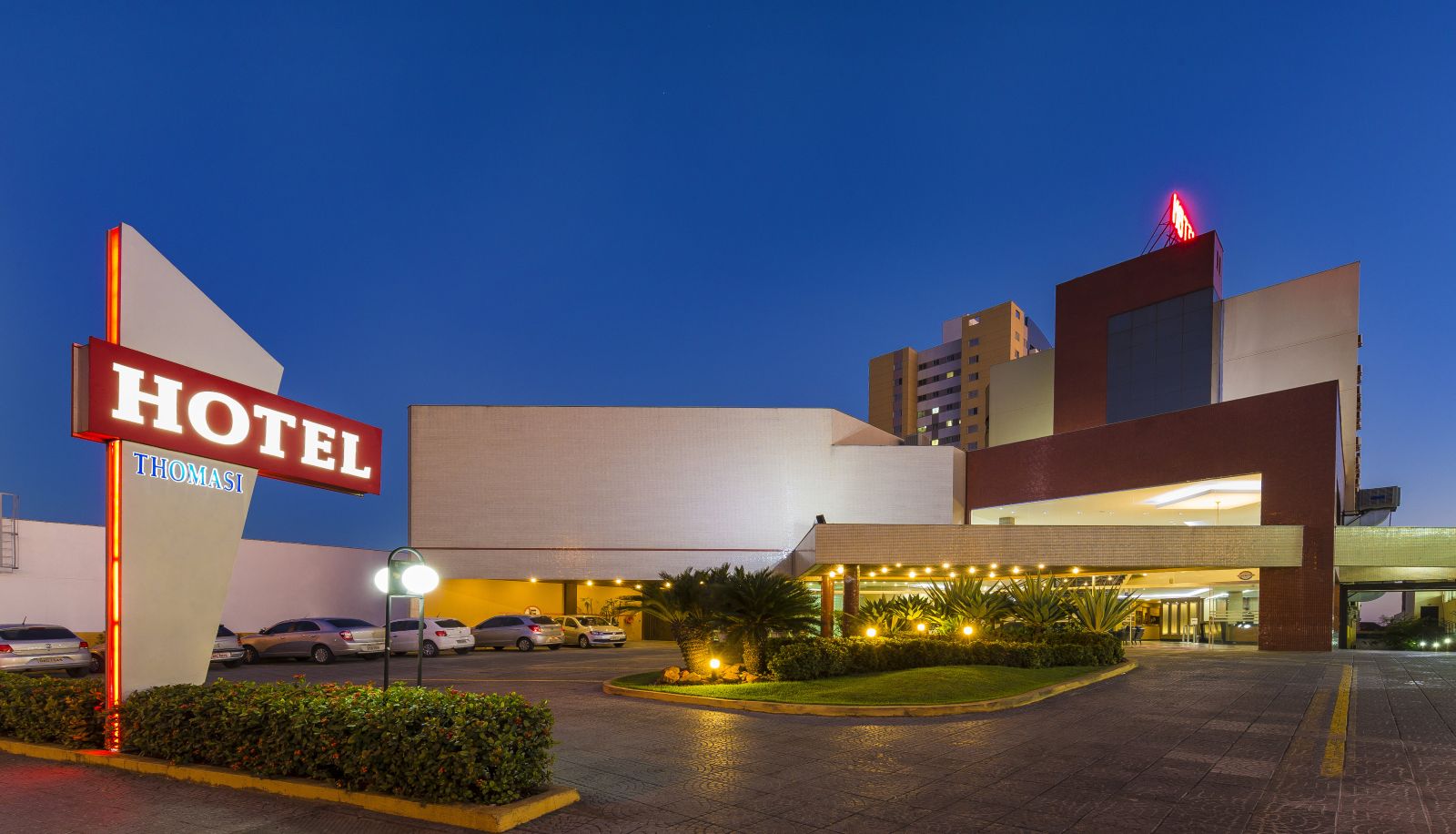 Hotel outdoor area - Thomasi Hotel Londrina
