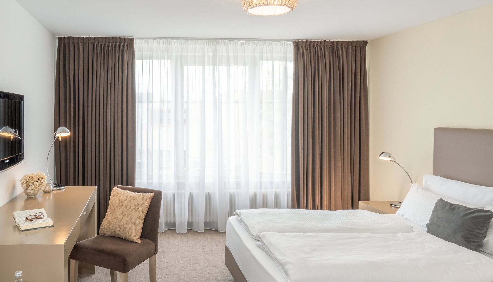 Standardzimmer (Doppel) - Victors Residenz Hotel München