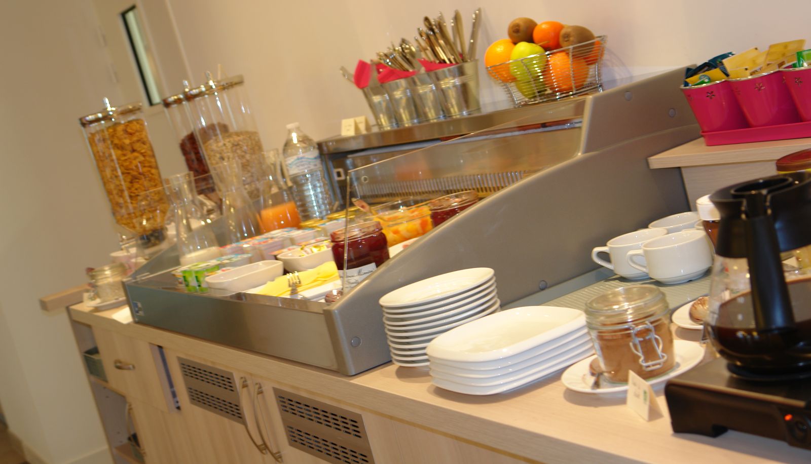 Breakfast room - Brit Hotel Vendee Mer
