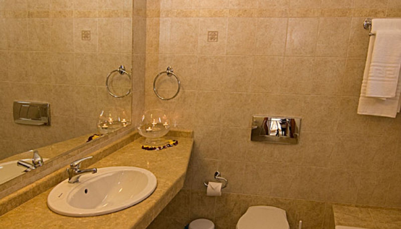 Bathroom - Lindos Blue Sky Studios & Apartments