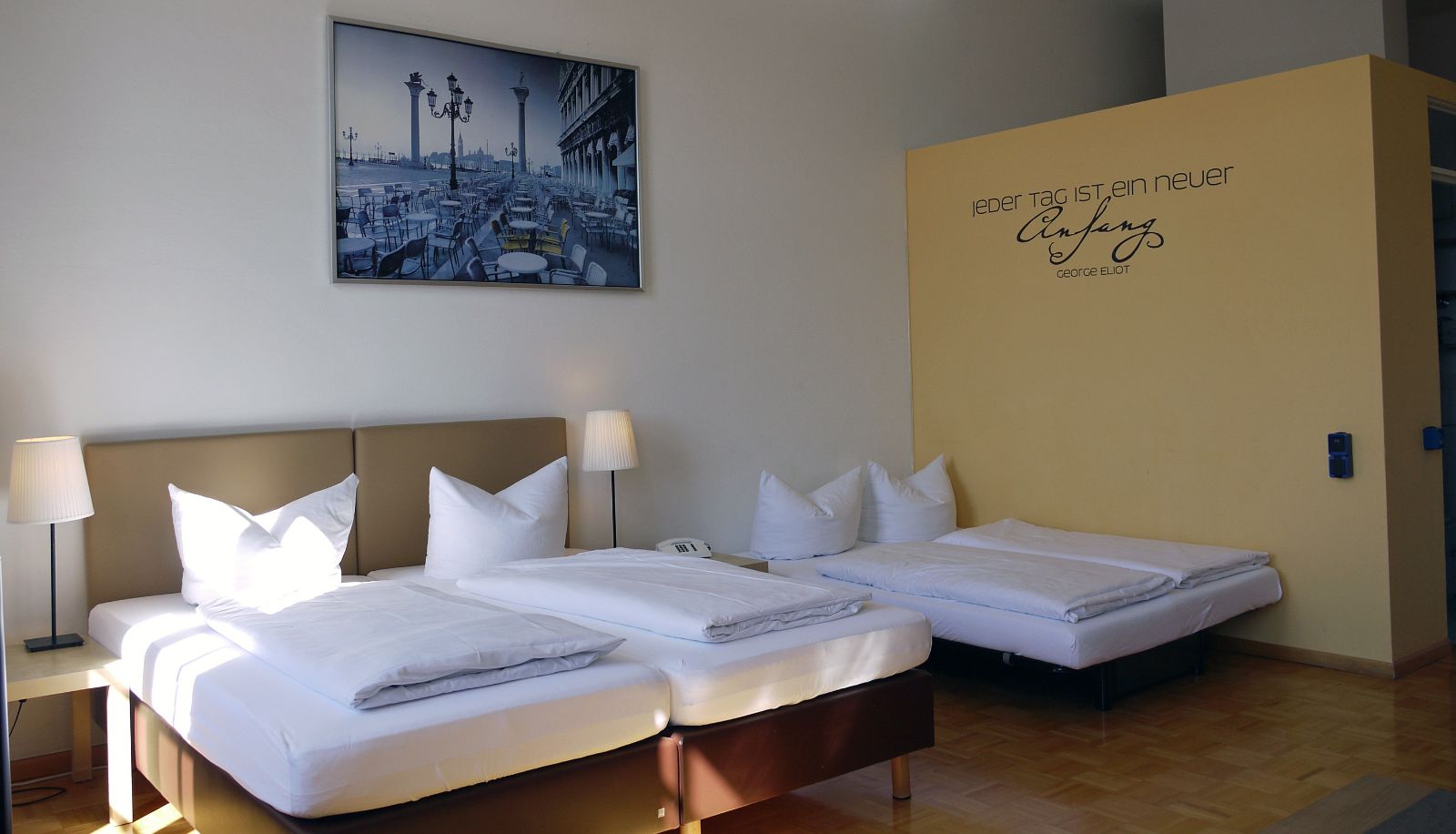 Quadrupla - Apartment Hotel Konstanz