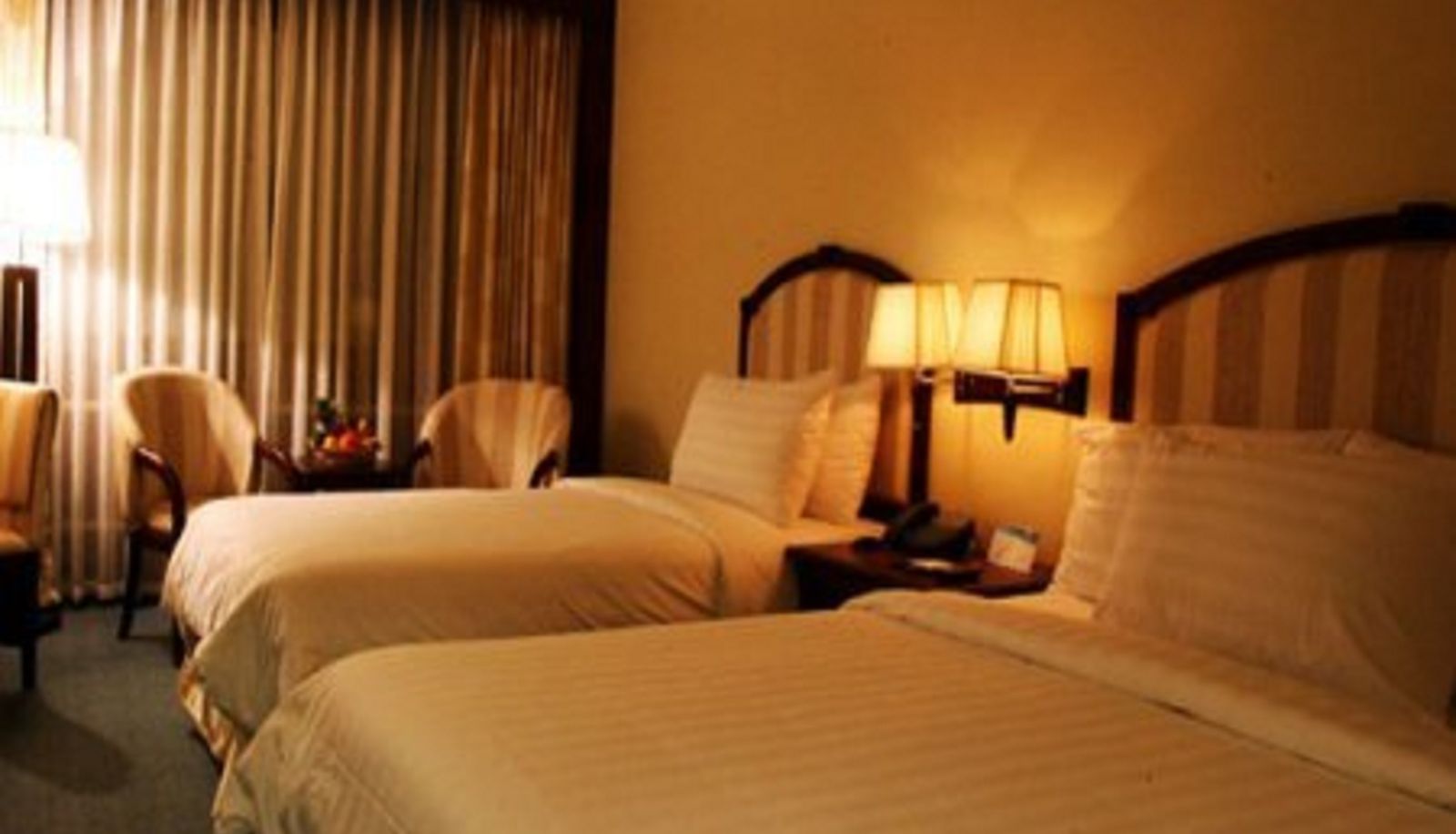 Standard room (double) - Parklane International