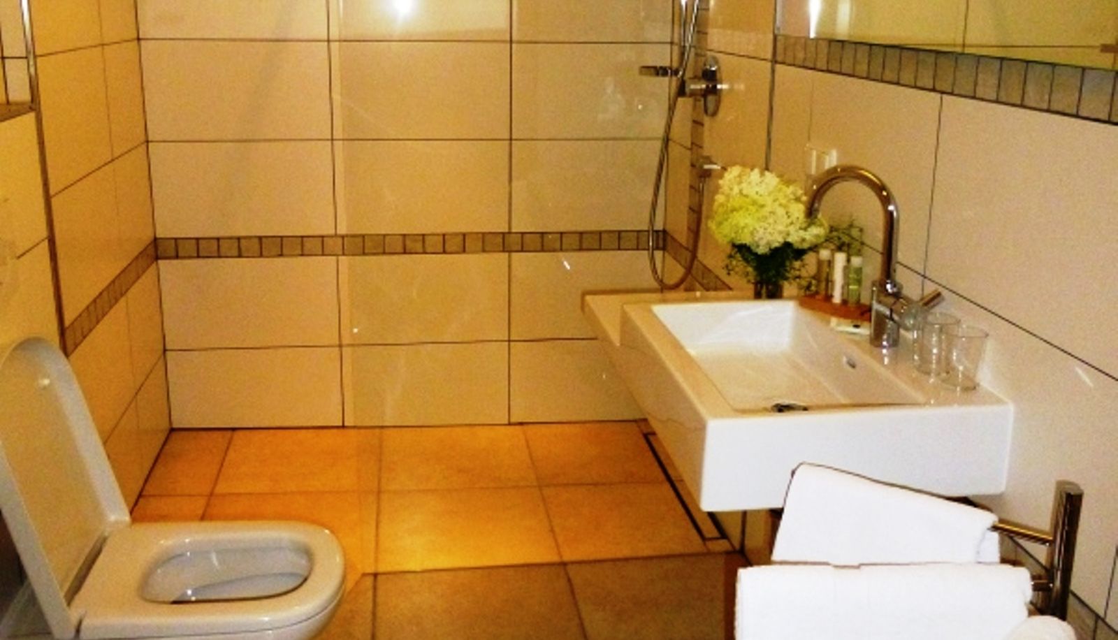 Badezimmer - Frauenschuh Taferne