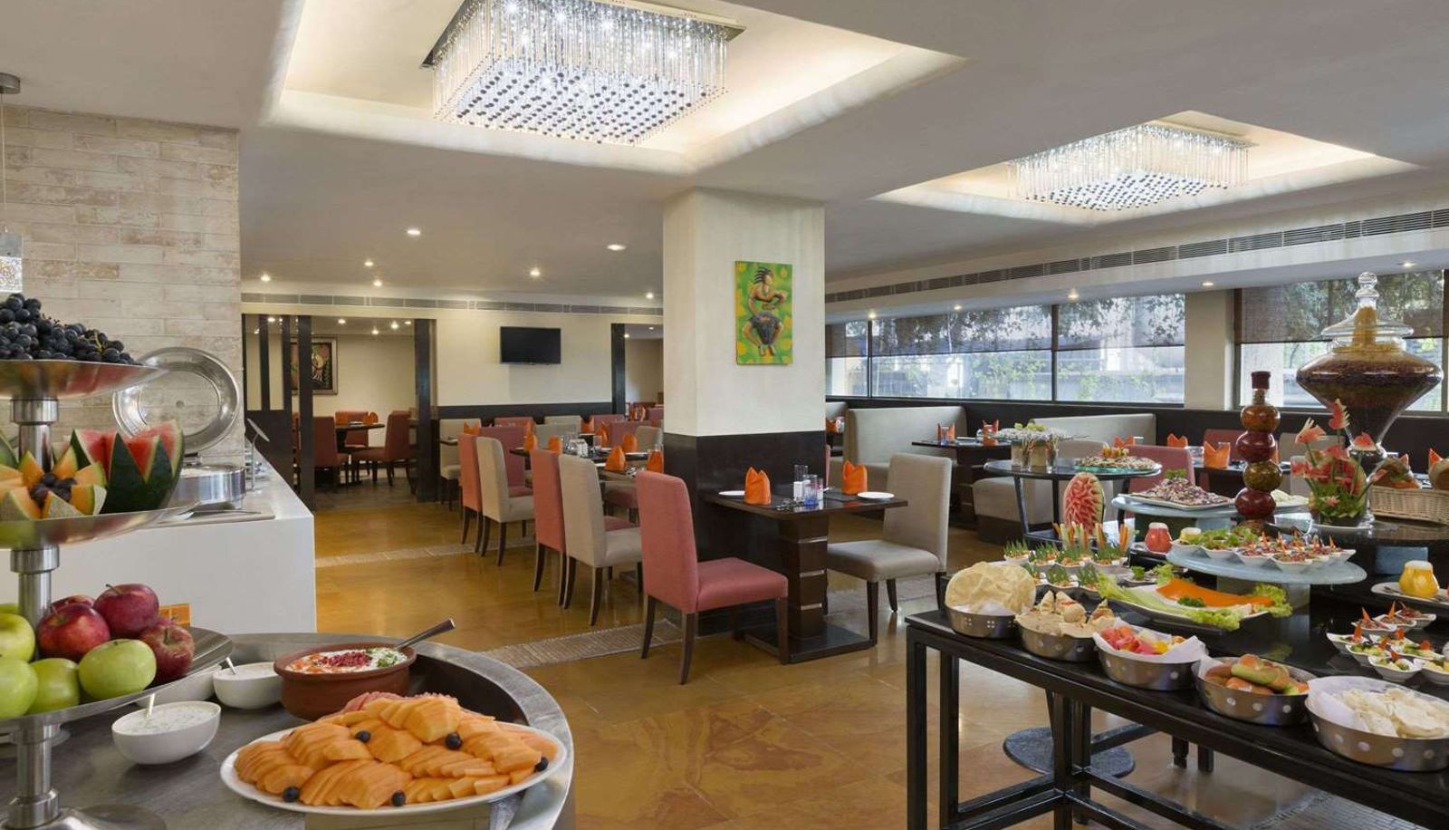 Vista interior - Ramada by Wyndham Chennai Egmore