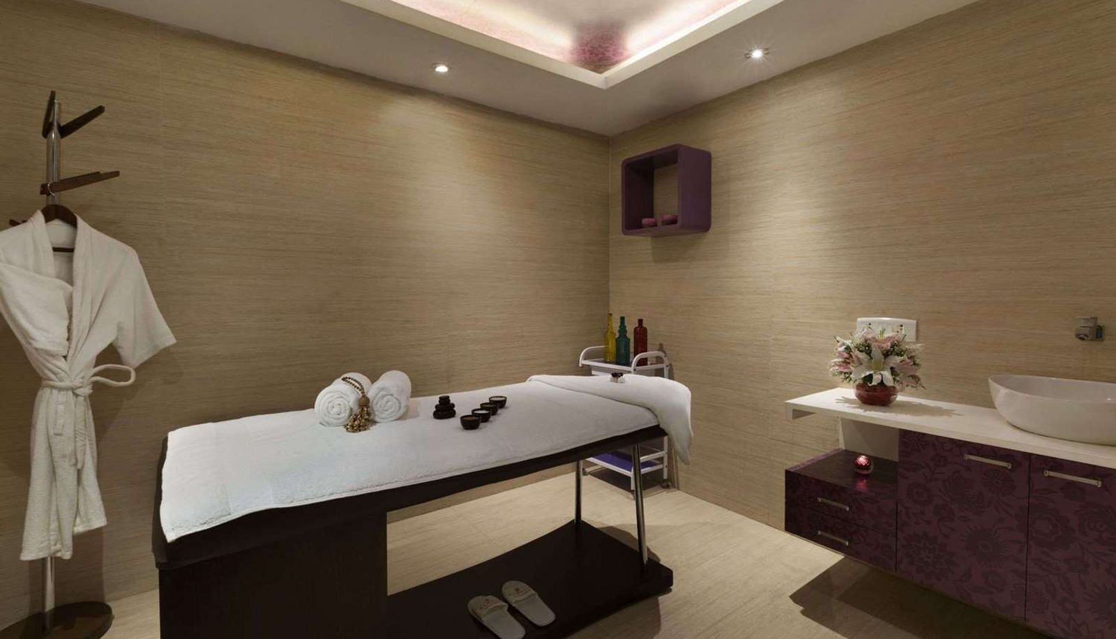 Zona de bienestar - Ramada by Wyndham Chennai Egmore