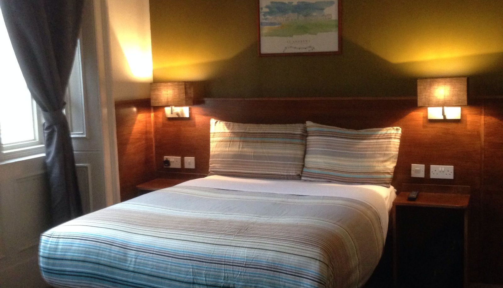 Standard room (double) - Glasgow House