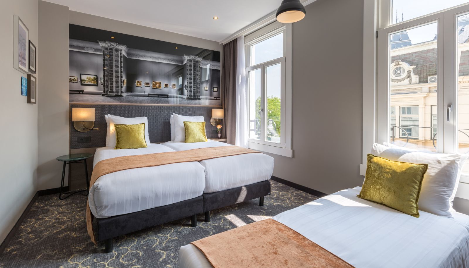 Dreibettzimmer - Leonardo Hotel Amsterdam Museum Quarter