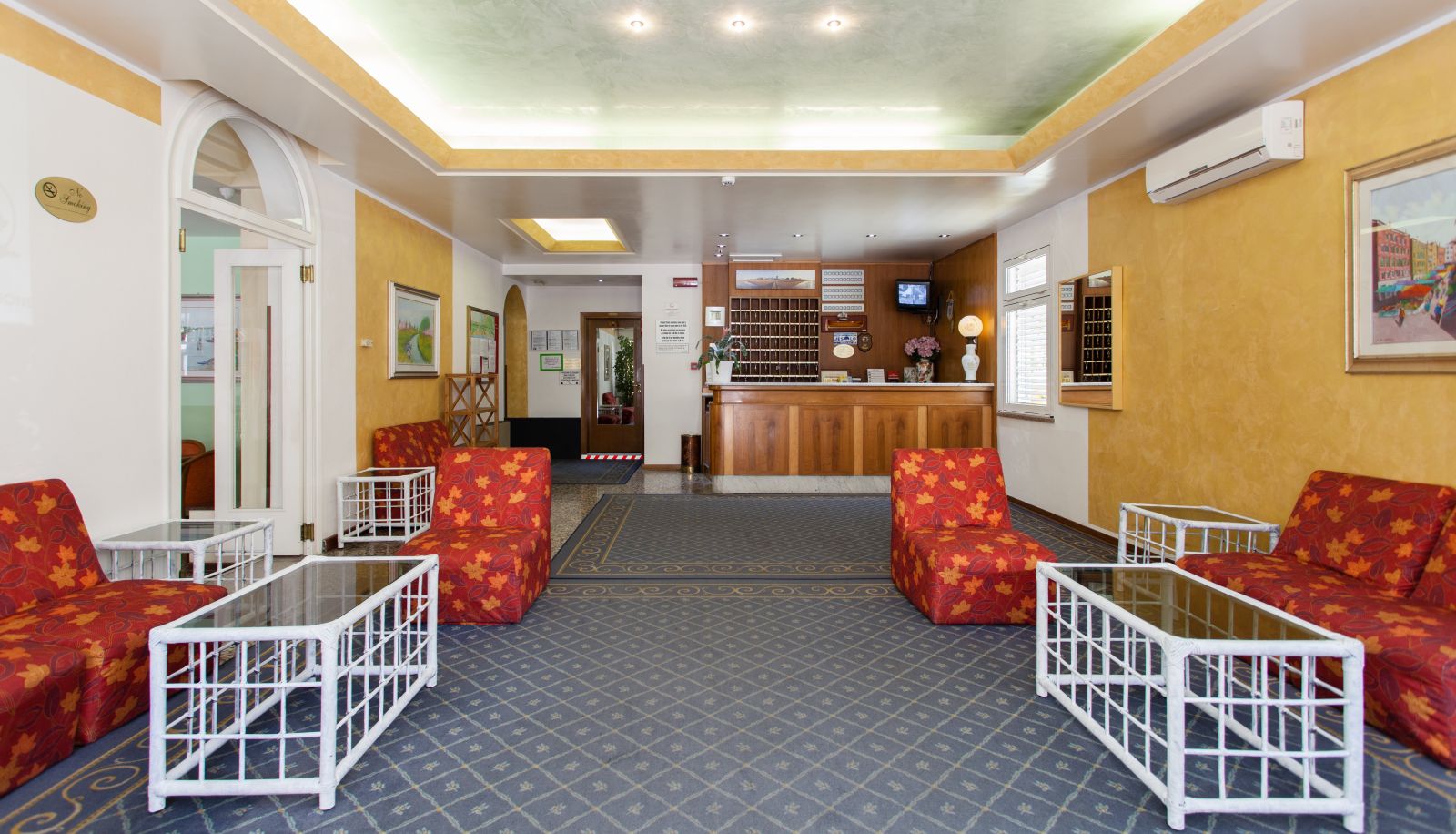 Hall - Al Mare Hotel