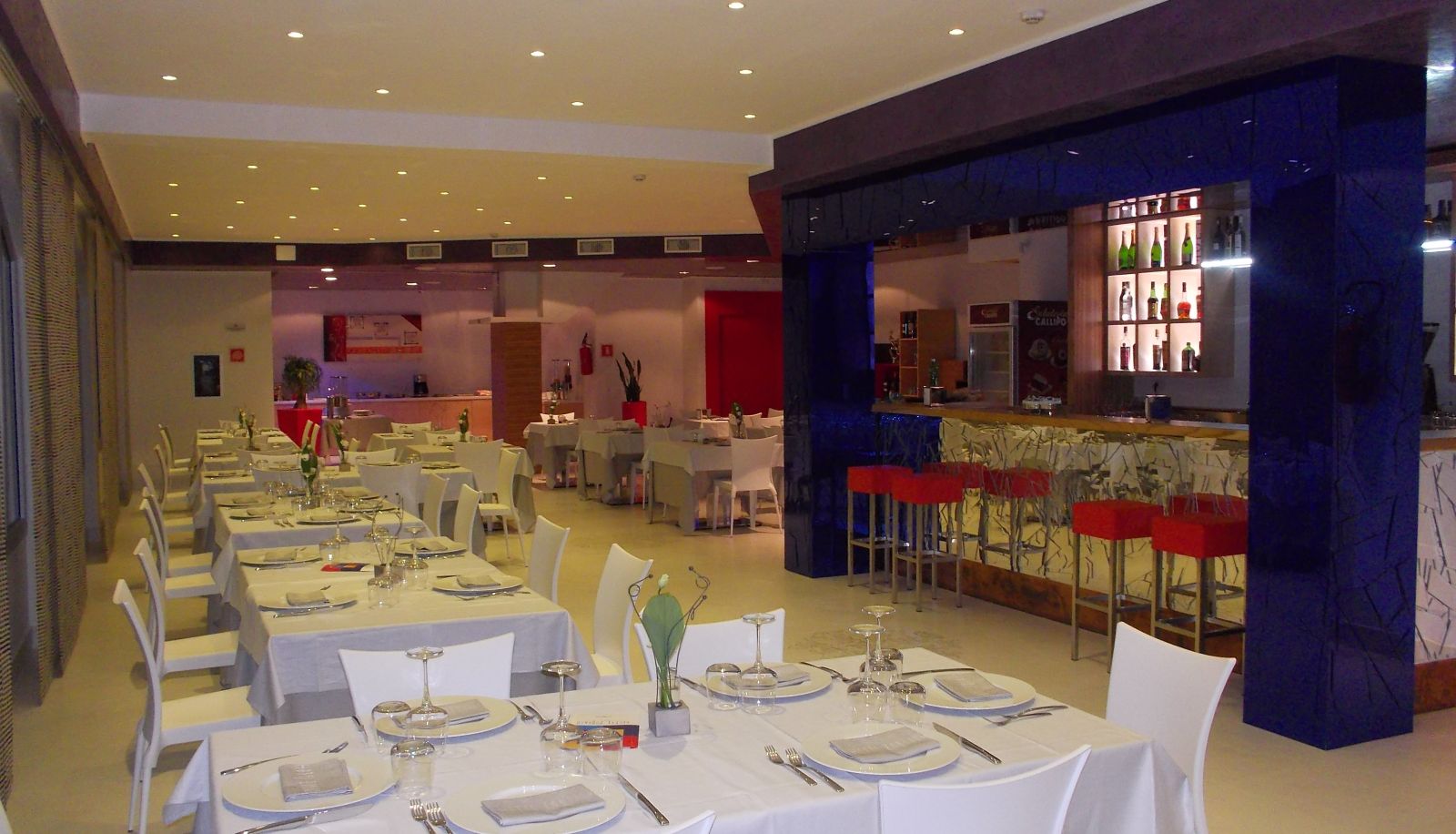 Salle de petit-déjeuner dans le restaurant - Zodiaco