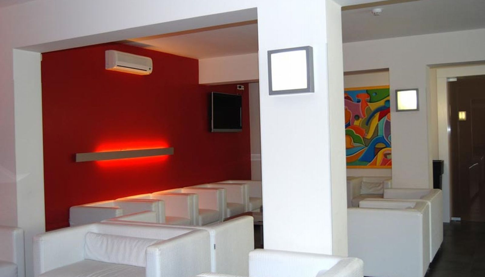 Hall - Nederland