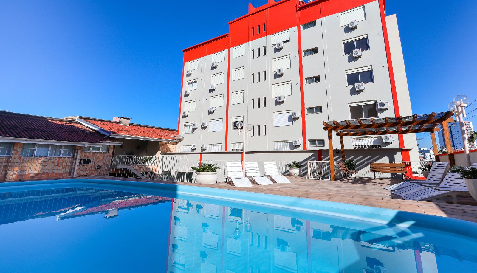 Pool - Hotel Suarez Campo Bom