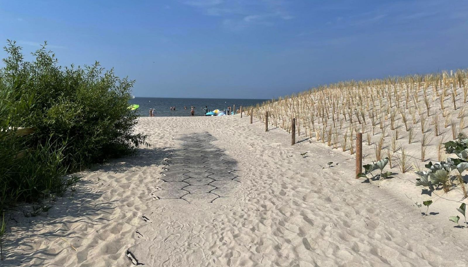 Plage - Sandbank Hotel& Appartements Lubmin