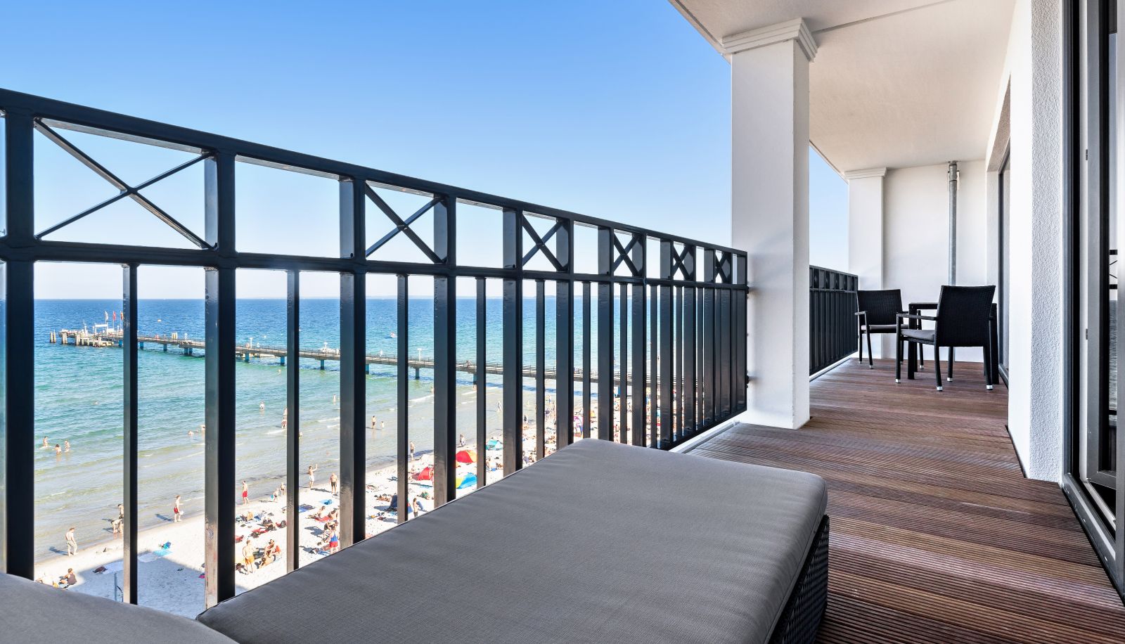 Suite - Bayside