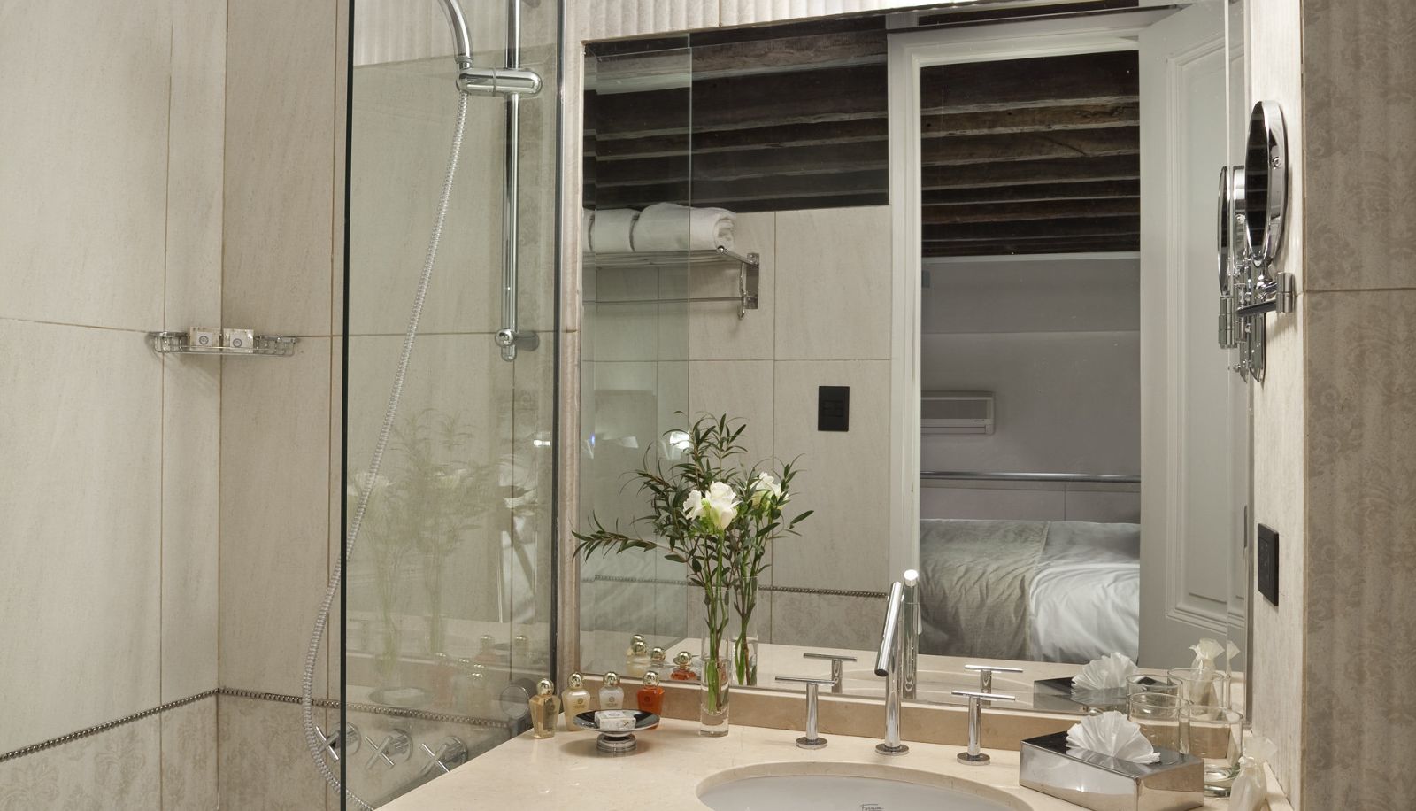 Badkamer - San Telmo Luxury Suites