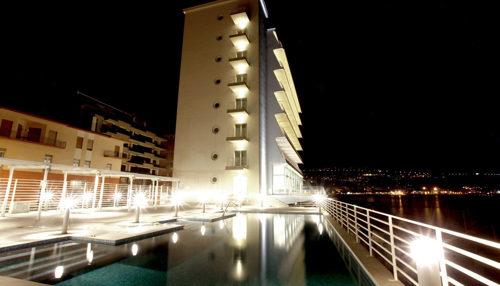 Zewnętrzna część hotelu - Miramare Stabia Hotel
